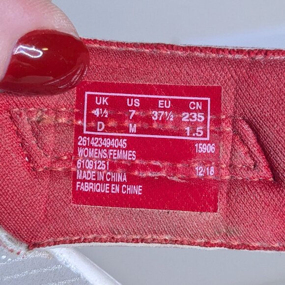 Clarks Great Condition Cloudstepper Comfy Adjustable Sandals Red Women Size 7 - Picture 5 of 6